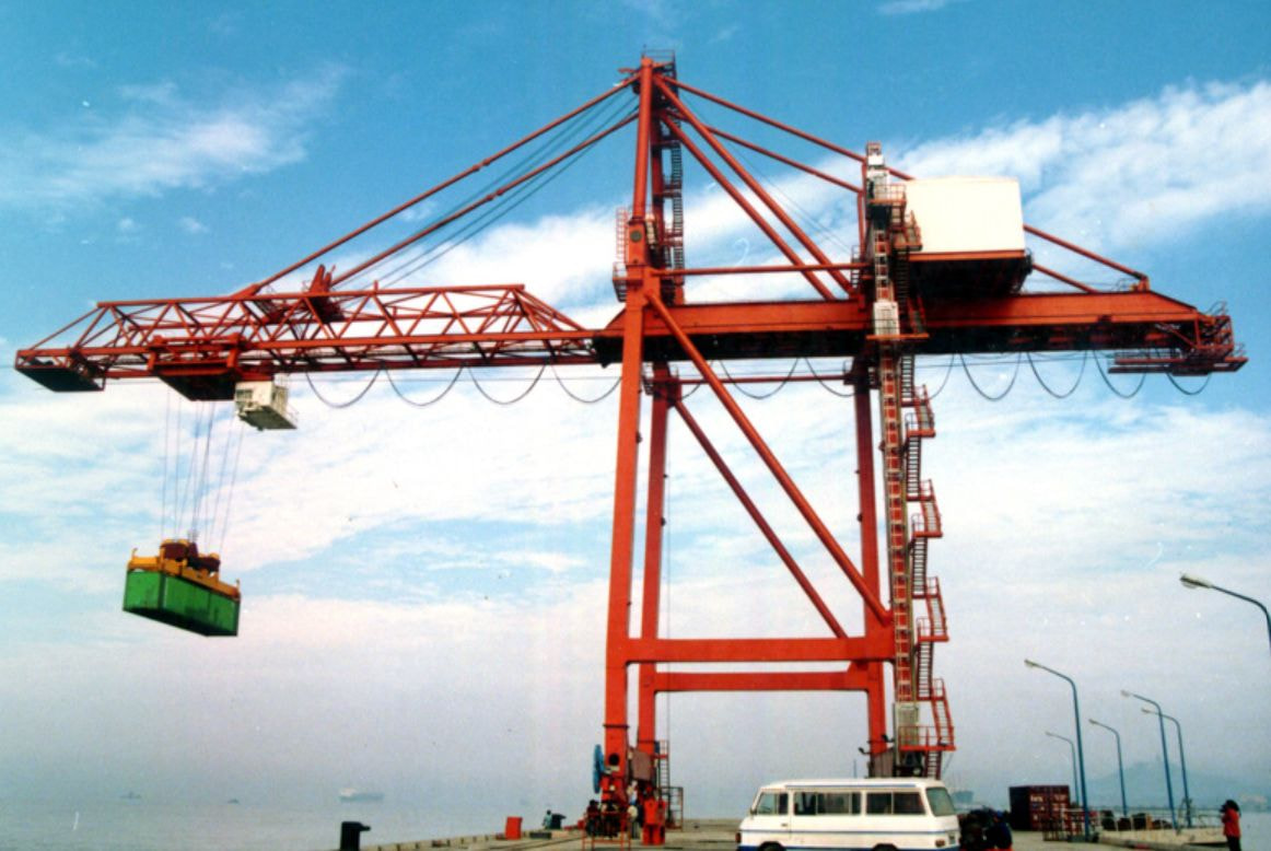 11 nguyên tắc an toàn thiết bị nâng hạ mà bạn nên biết 4 Sử dụng đúng công năng để đảm bảo an toàn thiết bị nâng hạ