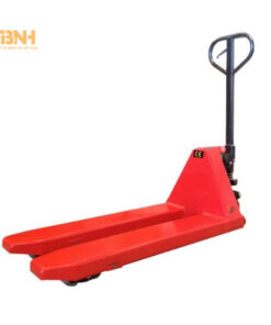 Sử dụng xe nâng tay 5 tấn vô cùng dễ dàng