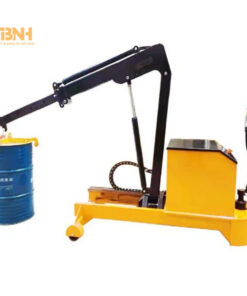 Cần cẩu mini 200kg NTK-CC200KG 7 Cần cẩu mini kết hợp với máy tời điện giúp nâng hạ hàng hóa dễ dàng