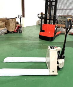 Xe nâng điện thấp được ứng dụng trong các ngành nghề khác nhau