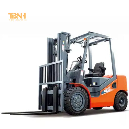 Xe nâng điện 2.5 tấn trang bị các tính năng an toàn nên việc vận hành không khó khăn