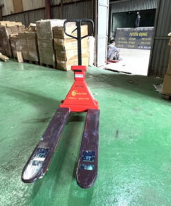 Xe nâng tay có cân NTK-XNTGC 11 xe nang tay co can ntk xntgc 666 thietbinangha e1758686182793