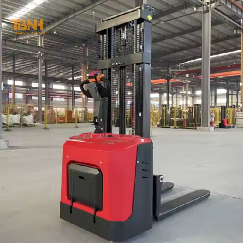 Một số lưu ý khi sử dụng dịch vụ cho thuê xe nâng điện 8 Thiết Bị Nâng Hạ là địa chỉ cung cấp xe nâng điện uy tín tại Hà Nội
