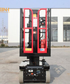 Hệ thống di chuyển gồm động cơ điện và hộp số đảm bảo vững chắc cho toàn bộ xe nâng