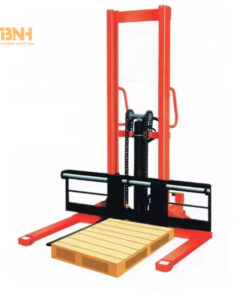 Xe nâng tay cao 1-1.6 tấn càng rộng 1400mm
