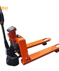 Động cơ điện cung cấp sức mạnh cho xe di chuyển, được đặt ở phía sau xe