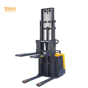 Ứng dụng xe nâng bán tự động