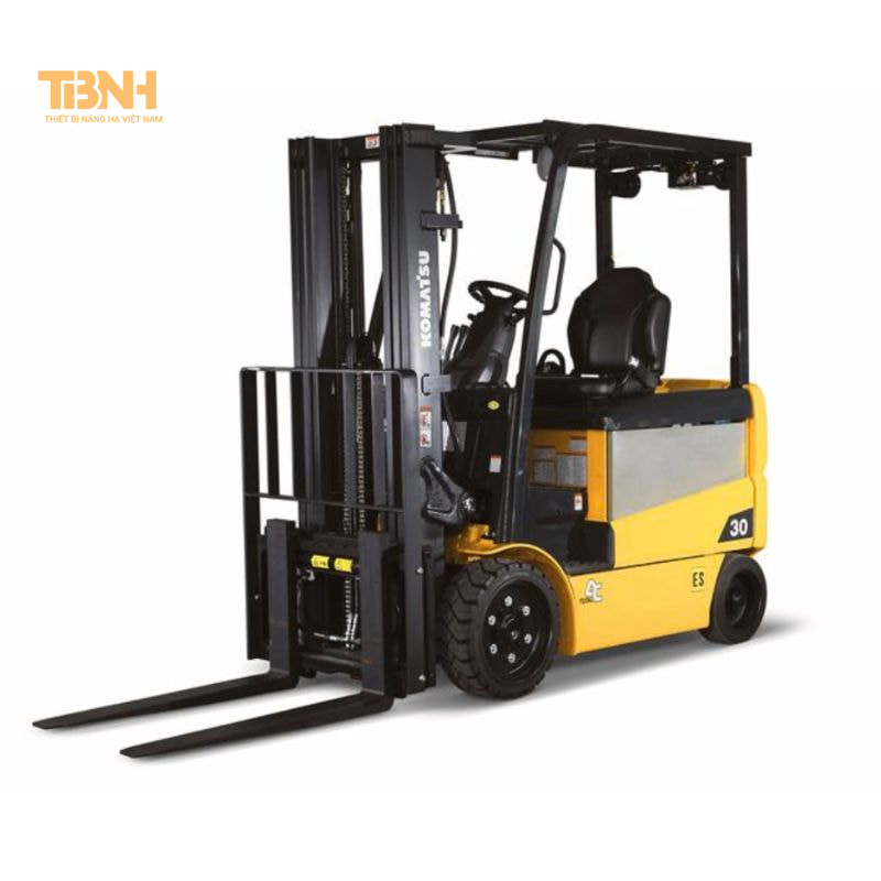 Xe nâng điện Komatsu có tốt không? Bắt đầu từ việc sản xuất máy kéo công nghiệp, Komatsu dần mở rộng sang các sản phẩm khác