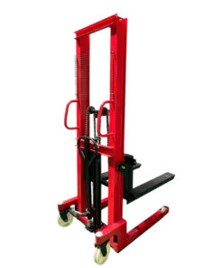 Xe nâng tay cao 2 tấn có chiều cao nâng tối đa lên đến 1.6 mét