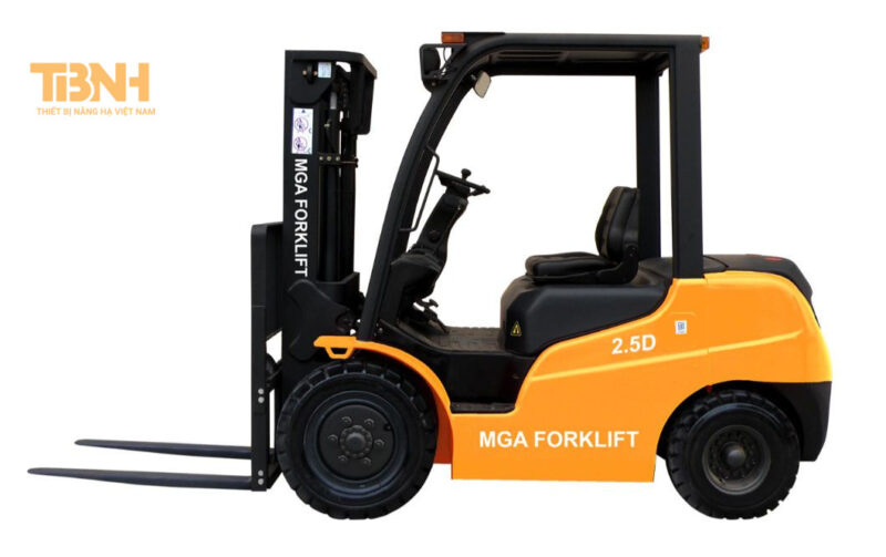 Xe Nâng Dầu Là Gì? Ưu Nhược Điểm Của Xe Nâng Dầu 4 Xe nâng dầu là loại xe sử dụng động cơ diesel để vận hành
