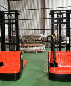 Xe nâng tay điện 2 tấn NTK-XNTT2T 8 Xe nâng tay cao điện 1.5/2 tấn vận hành êm ái, không phát khí thải độc hại