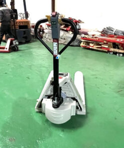 Xe nâng tay thấp điện 1.5/2 tấn là thiết bị nâng hạ chuyên dụng, sử dụng rộng rãi trong kho xưởng, nhà máy...