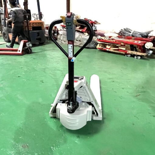 Xe nâng tay thấp điện 1.5/2 tấn là thiết bị nâng hạ chuyên dụng, sử dụng rộng rãi trong kho xưởng, nhà máy...
