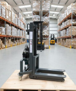 Xe nâng tời điện 300kg cao 1m2 9 xe nang toi dien 300kg cao 1m2 11 thietbinangha