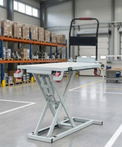 Xe nâng mặt bàn tự leo 6 Xe nâng phù hợp nâng hàng hóa lên thùng xe với thời gian sử dụng lên đến 5 giờ