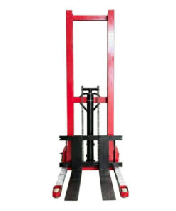 Khung thép vững chắc, đảm bảo không bị rung lắc khi nâng hàng ở độ cao tối đa 