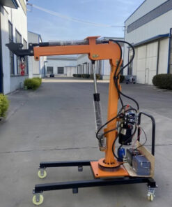 Cần cẩu mini 2 tấn - nâng cao 3.4m 7 Đảm bảo cần cẩu mini 2 tấn - nâng cao 3.4m đặt trên nền phẳng trước khi vận hành