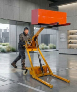 Xe nâng càng cua 500kg với hệ thống càng nâng chịu tải tốt, không bị biến dạng khi nâng tải trọng lớn