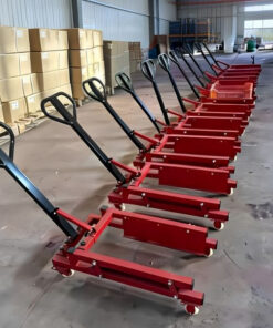 Xe đẩy giỏ nhựa tiêu chuẩn 10 Xe nâng thùng nhựa sử dụng chất liệu cao cấp, vận hành mượt mà
