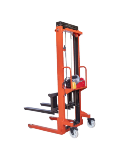 Những lưu ý khi sử dụng xe nâng tời điện 
